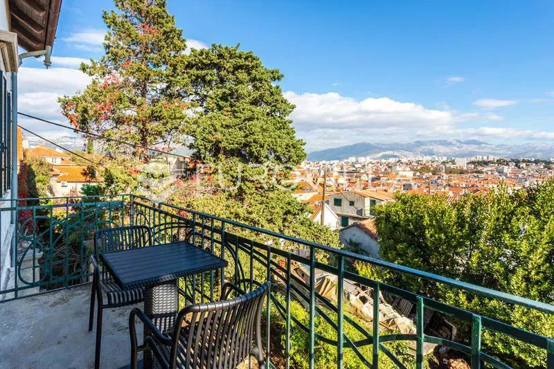 Split, Varoš, exclusive apartment with a view – 2