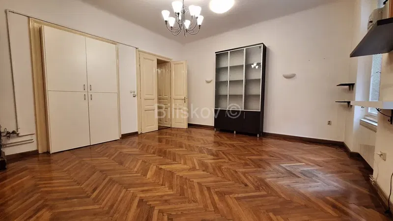 For Rent, Zagreb, City Center – Three-room Office Space, 83 m², High Ground Floor – 3