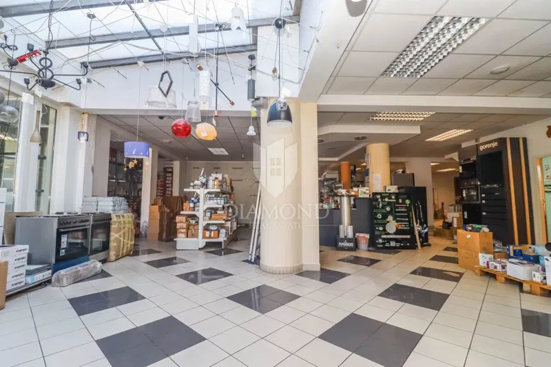 Lokal użytkowy Pula – 2