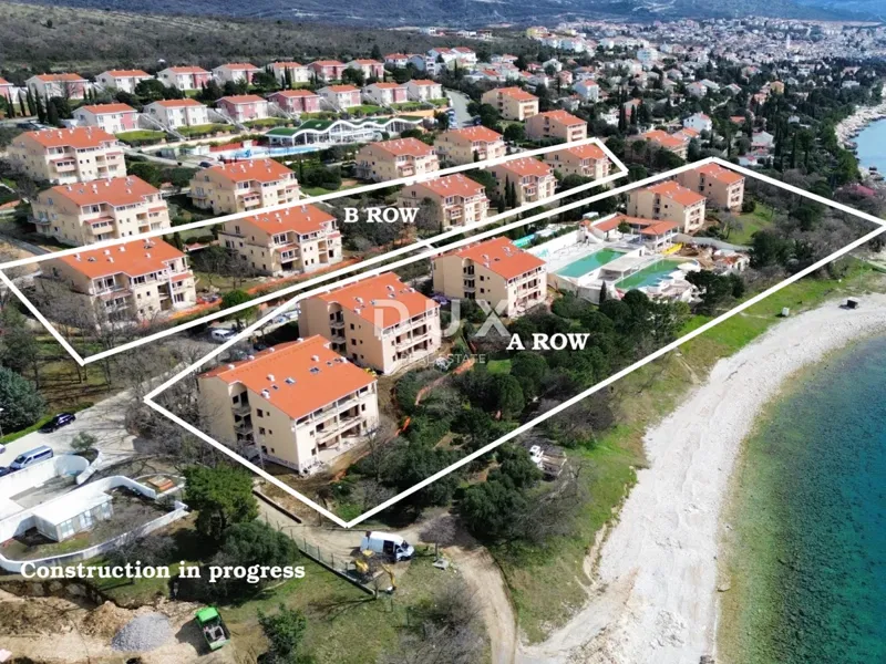 NOVI VINODOLSKI – 62m² apartment in an exclusive resort, first row to the sea with a private beach – 2