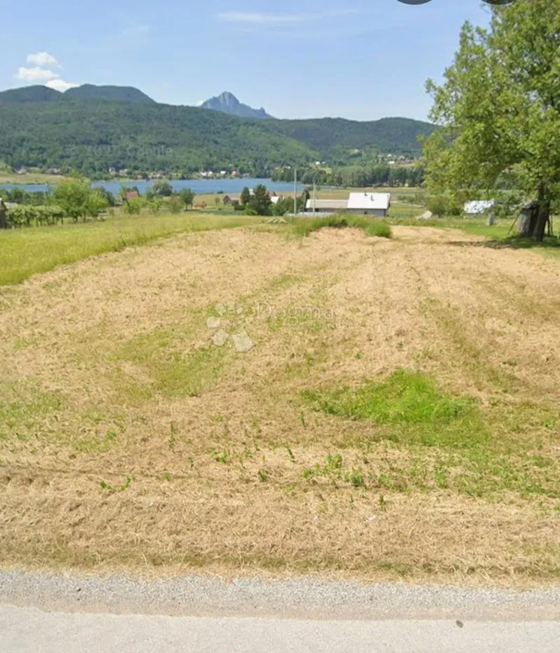 Építési telek Ogulin, 1.478m2