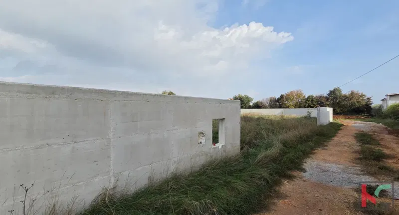 Land Loborika – 2