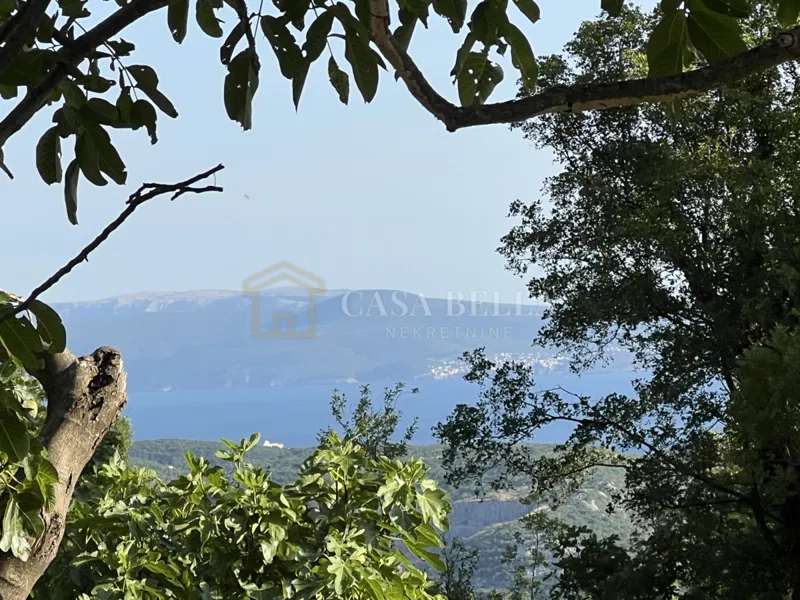 Zaleđe Crikvenice, Grižane – građevinsko zemljište 497m2 – 2