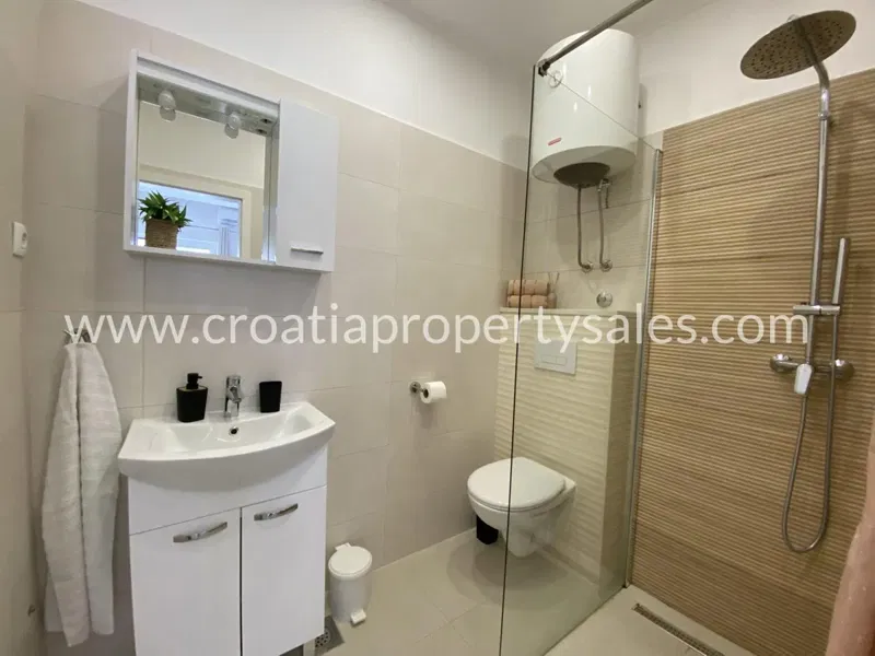 Omis, house for sale, 645.000 € – 3