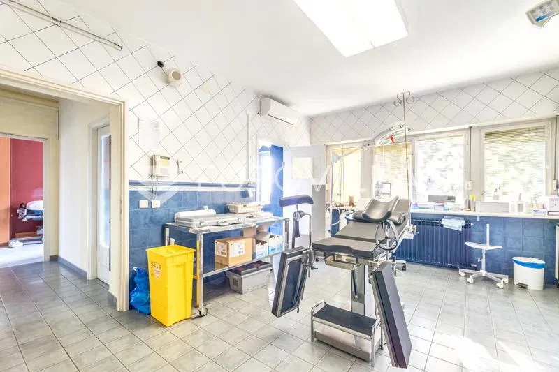 Zagreb, Heinzelova, excellent multi-room apartment, business space 223.98 m² – 3