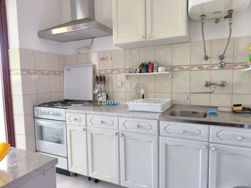 House with three units in prime location, Malinska – 2