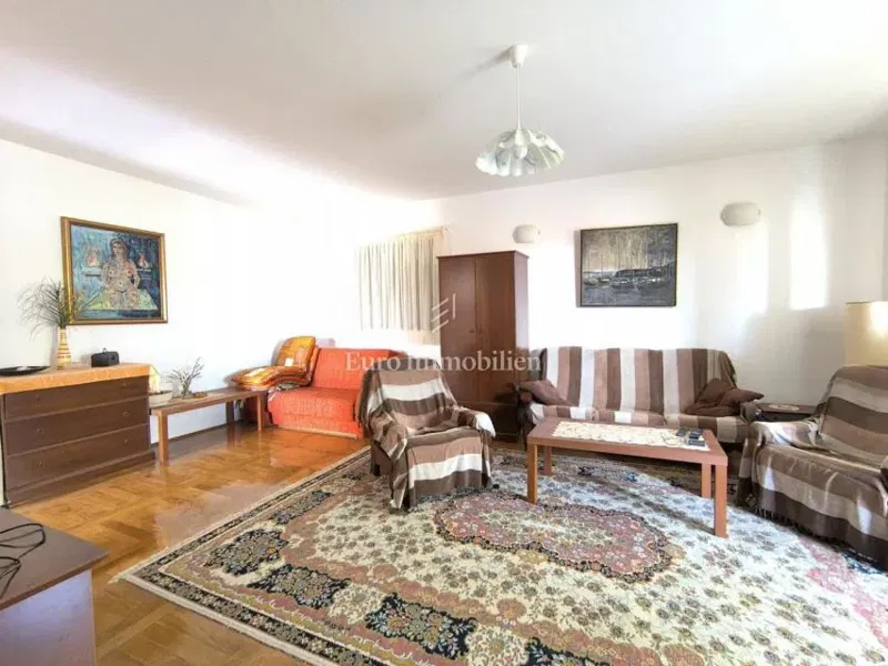 House with three units in prime location, Malinska – 3