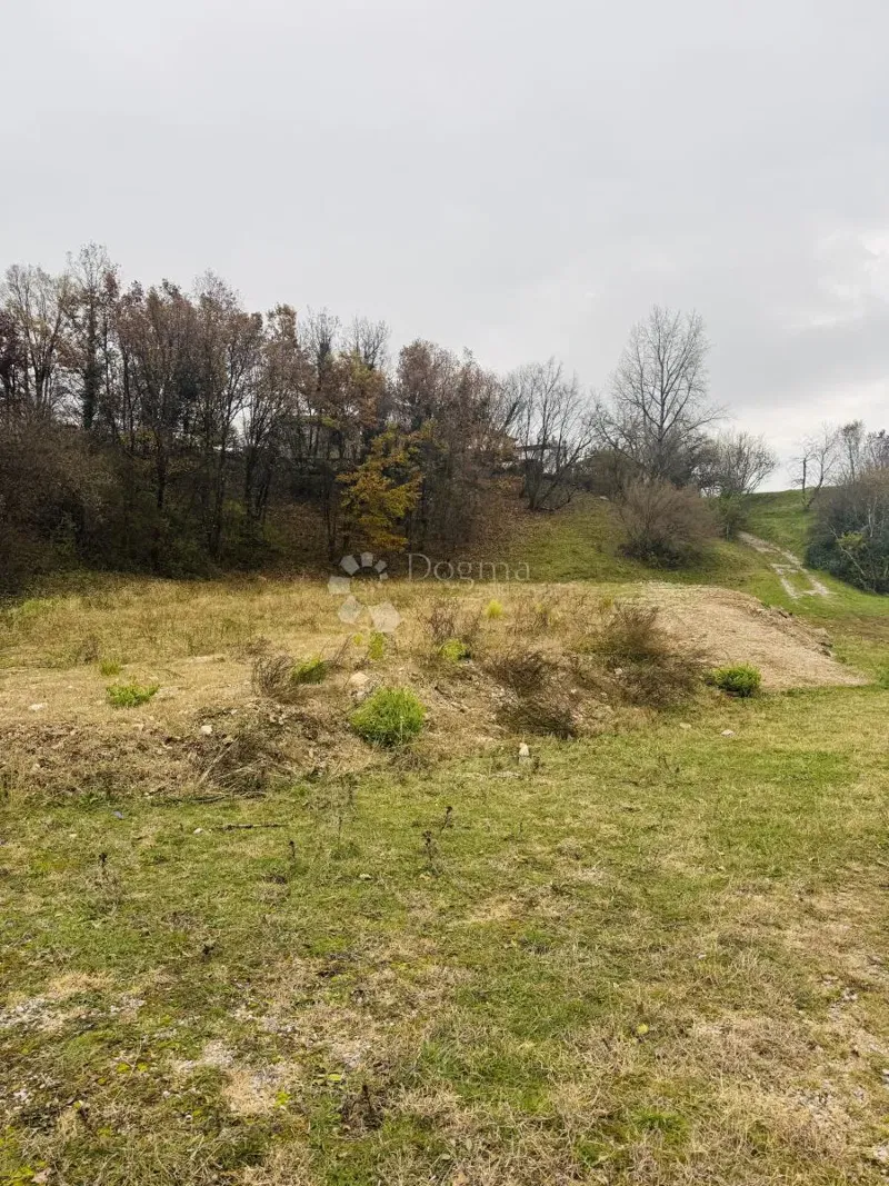 Kmetijsko zemljišče Dražice, Jelenje, 705m2