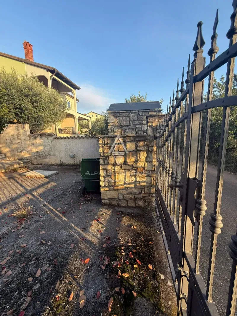 Istria, Buie: Casa in pietra con giardino – 3