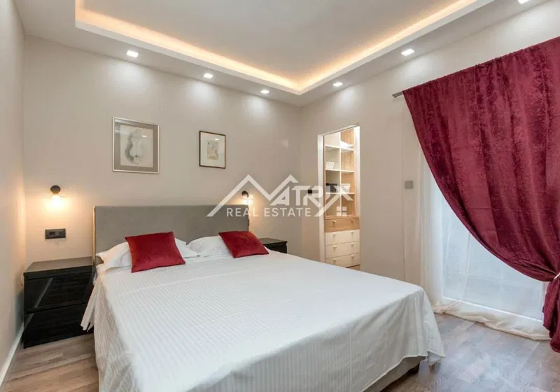 Pulj, prenovljeno stanovanje 41 m² z ložo na vrh lokaciji – 2