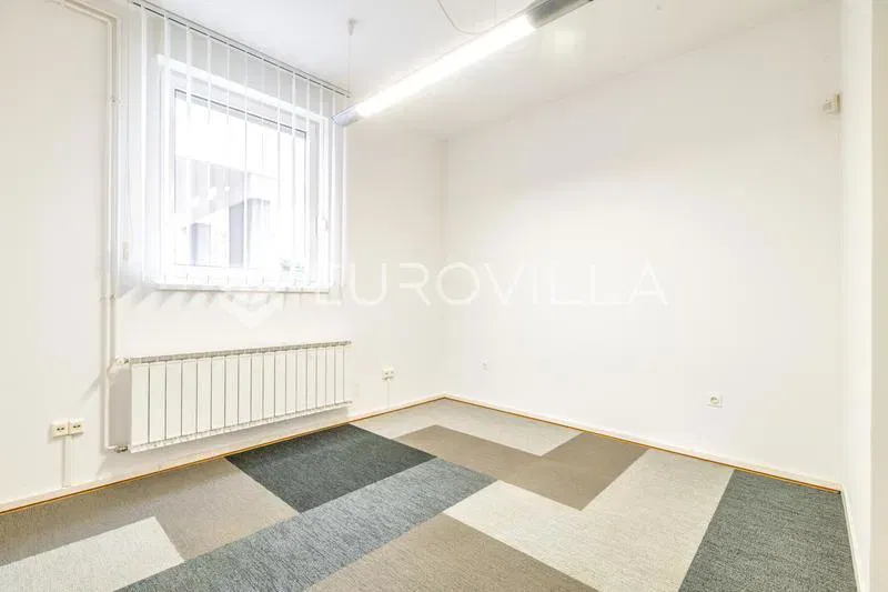 Zagreb, Trešnjevka, furnished office space parking 92 m² – 3