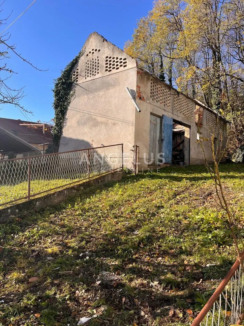 Zagreb, Bijenik - house for renovation – 2