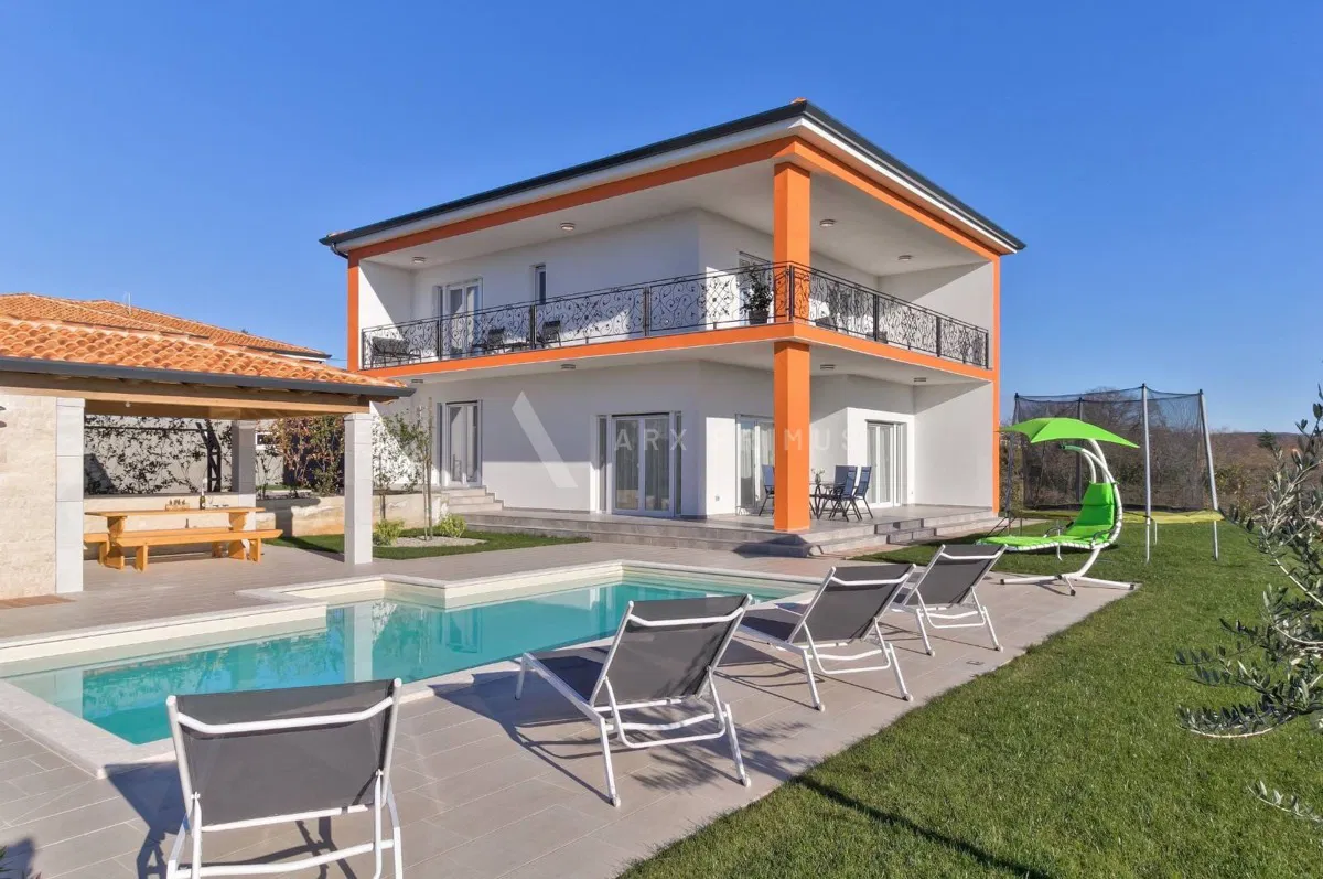 Samostojeća kuća, Kaštel, Buje