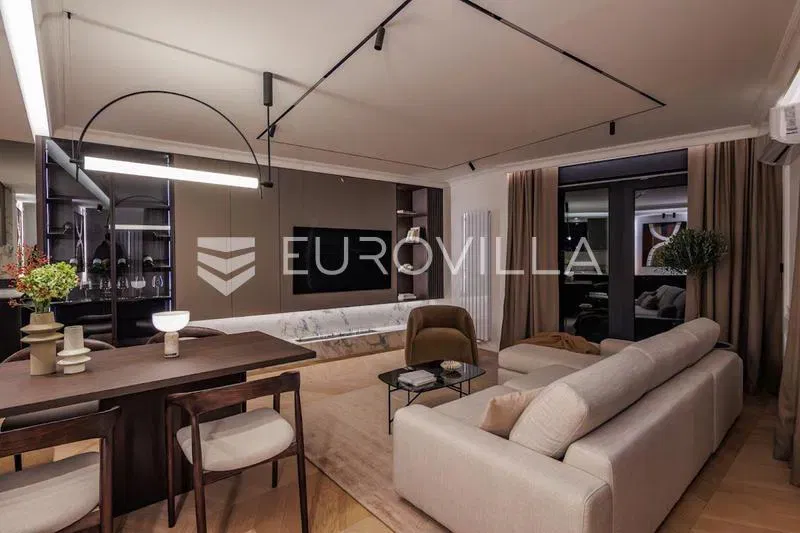 Zagreb, an exclusive and luxurious penthouse with a large terrace and a garage of 250 m² – 3