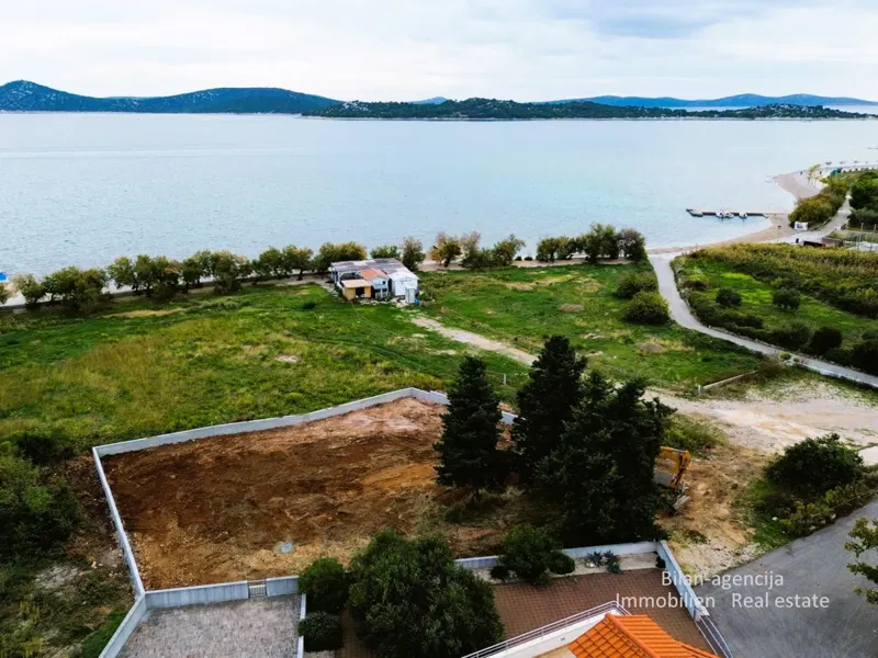 Telek Vodice – 3