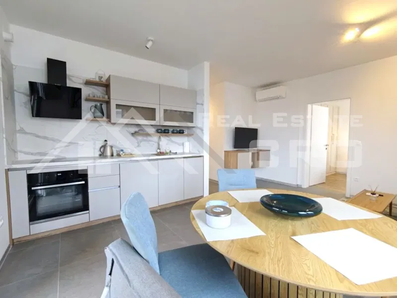 Ciovo properties – Elegantly furnished apartment in a modern new building near the sea, for sale – 3