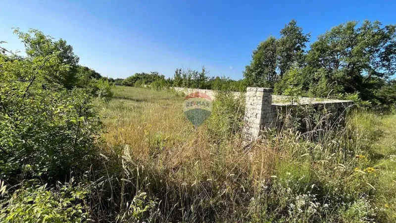 Земельный участок строительного назначения Svetvinčenat, 1.594m2 – 2