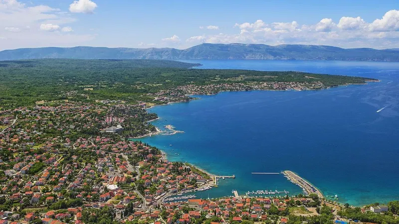 Građevinsko zemljište u mirnom predjelu (z437)