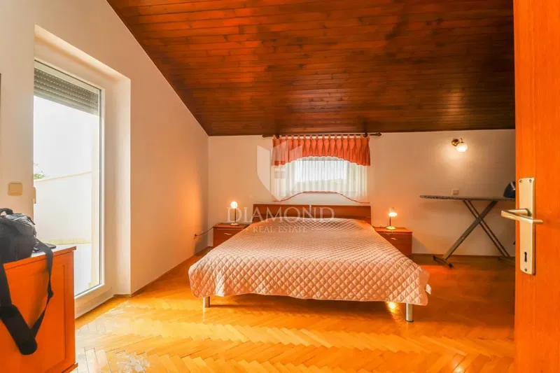 Pola, Veli Vrh, casa con piscina, garage e terrazza – 3