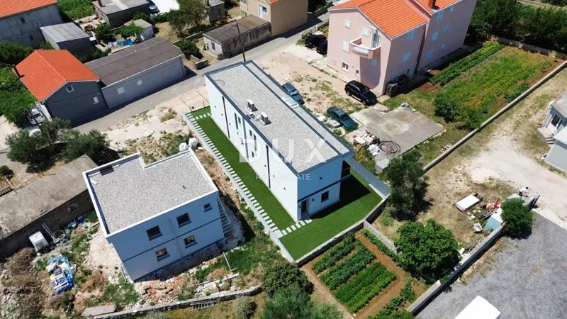 ZADAR, VRSI - Splendida casa bifamiliare con vista mare e giardino! – 3