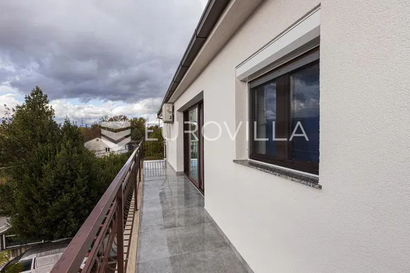 Rijeka, Marinići, spacious floor apartment of 112.72 m² with a large terrace – 2