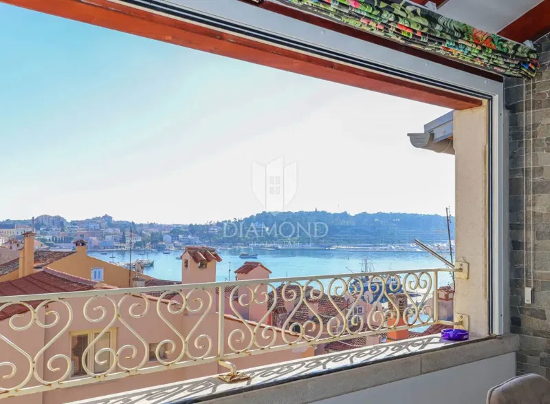 Rovigno, appartamento con vista mare unica – 2