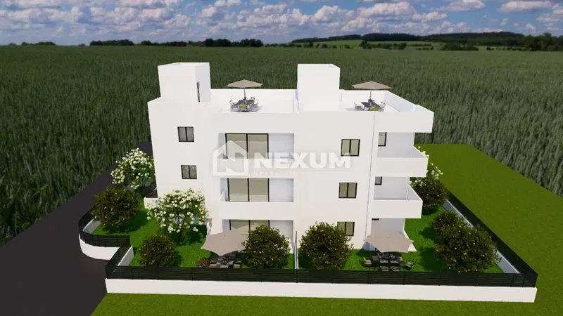 Trzypokojowe mieszkanie z dużym ogrodem 102 m² w Kaštel Novi – 3