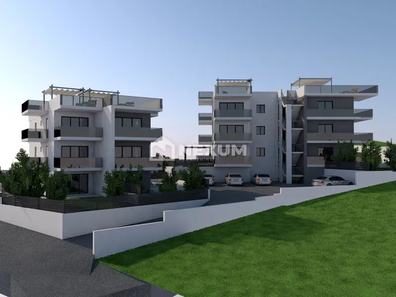 Luksusowy penthouse z tarasem na dachu i widokiem na morze – 150 m od plaży – 2