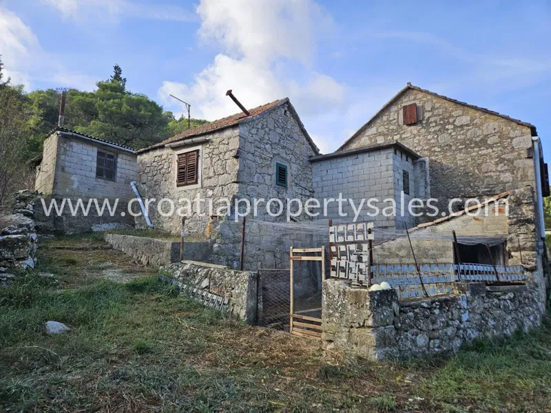 Hvar, house for sale, 350.000 € – 2