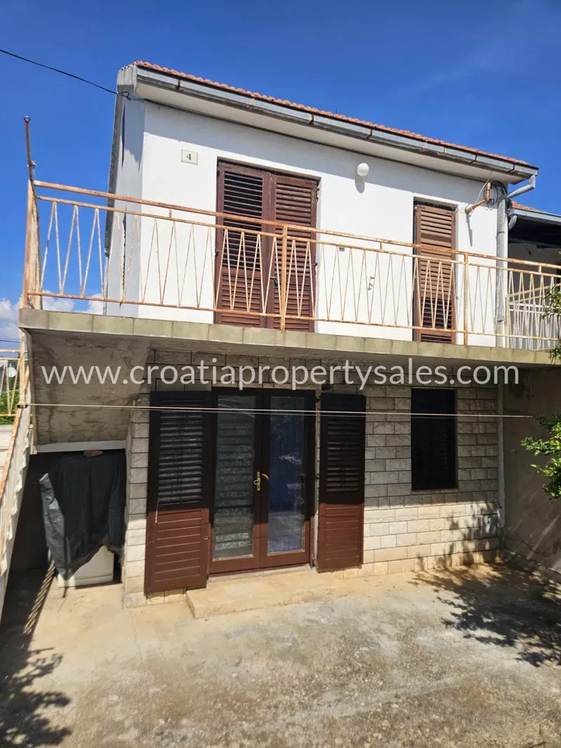 Hvar, house for sale, 280.000 € – 2
