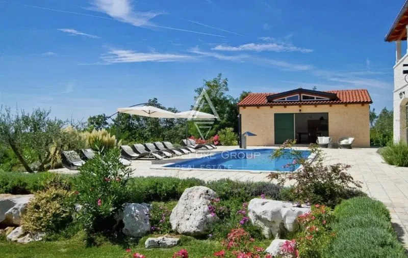 Istria, Višnjan: Villa surrounded with nature – 2