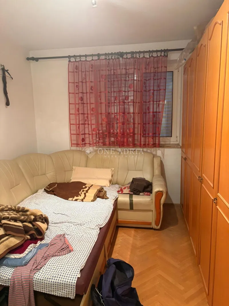 KRALJEVICA STAN S POGLEDOM NA MORE – 3