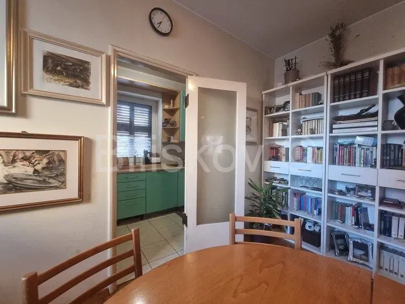 Šibenik, Grad for sale, two-storey three-bedroom apartment, terrace – 3