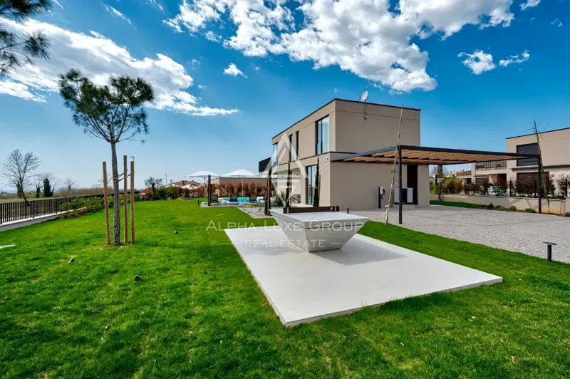 Istria, Poreč: Prémiová vila s bazénom pri obci – 3