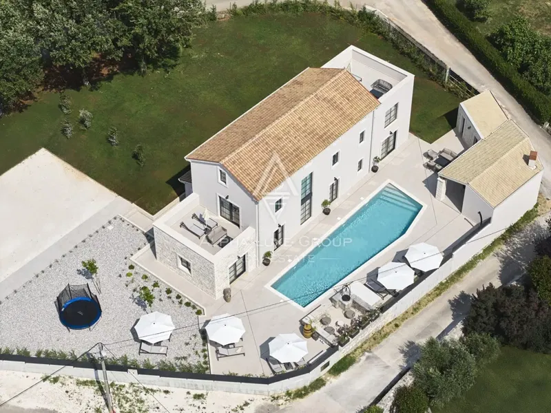 Istria, Poreč: Luksusowa willa z basenem i morzem – 2