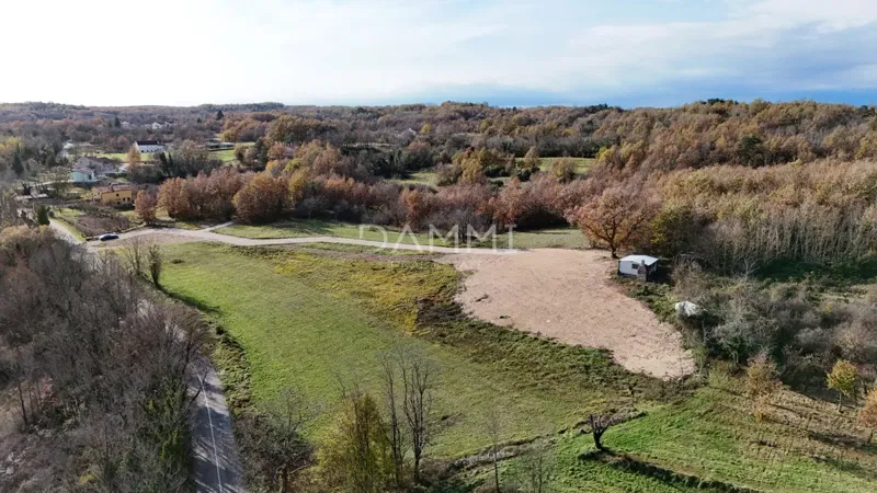 CENTRAL ISTRIA - Larger building land for investors – 2