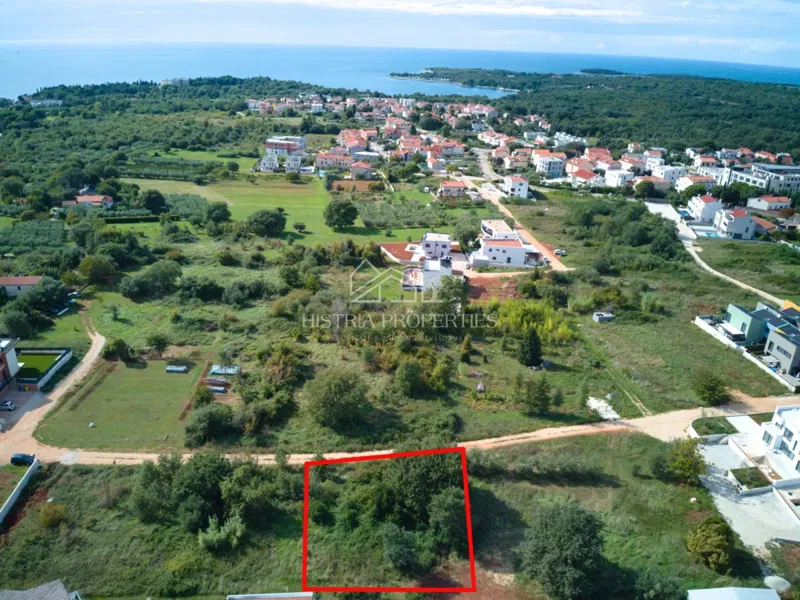 Terreno in posizione vicina al mare, adatto per costruire una villa unica – 2