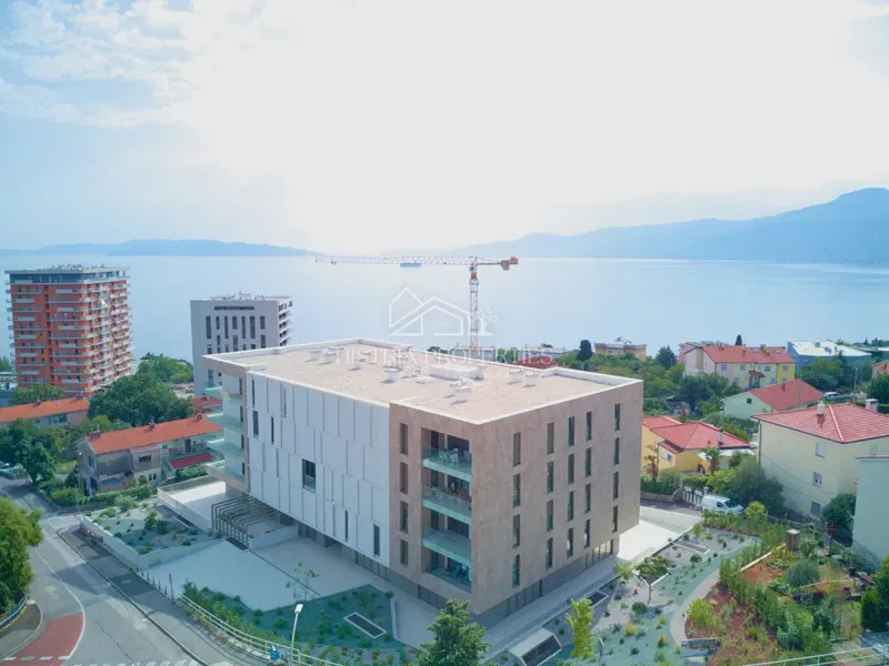 A flawless apartment in a new building of the highest standard with a dream terrace and a view you will never forget – 2