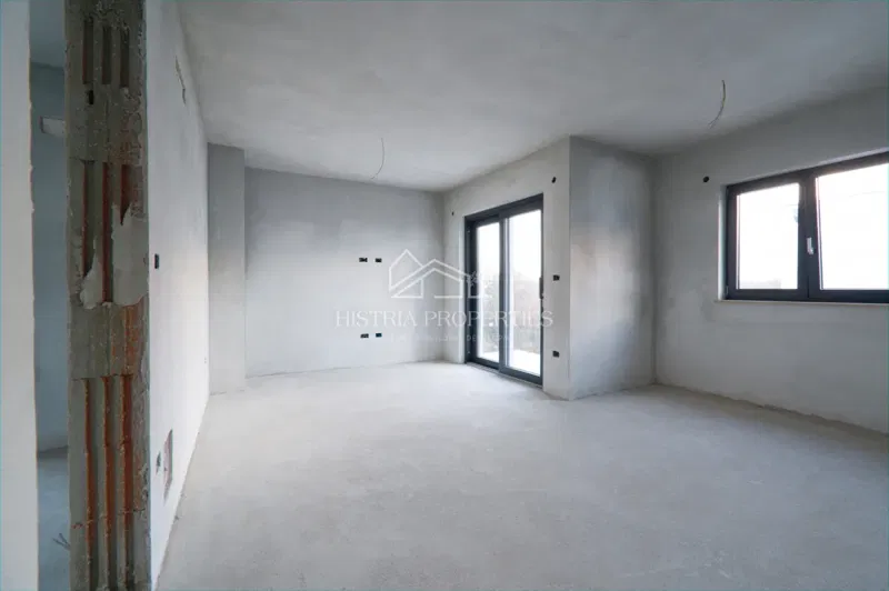 Urban apartment with 2 terraces in a modern residential area, close to the center of Poreč – 3