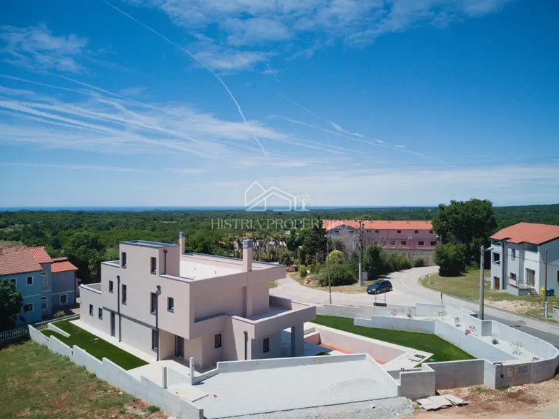 Terrazza panoramica con vista e spaziosa villa di qualità in una città con tutti i comfort – 2