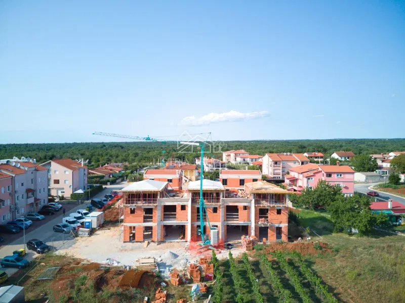 A traditional Istrian story and a great terraced house 2km from Poreč – 3