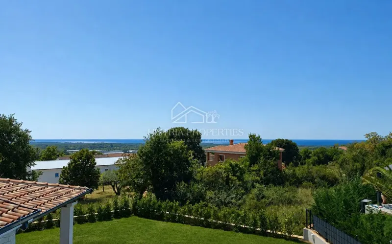 Casa con dettagli istriani riconoscibili e una splendida vista sul mare – 3