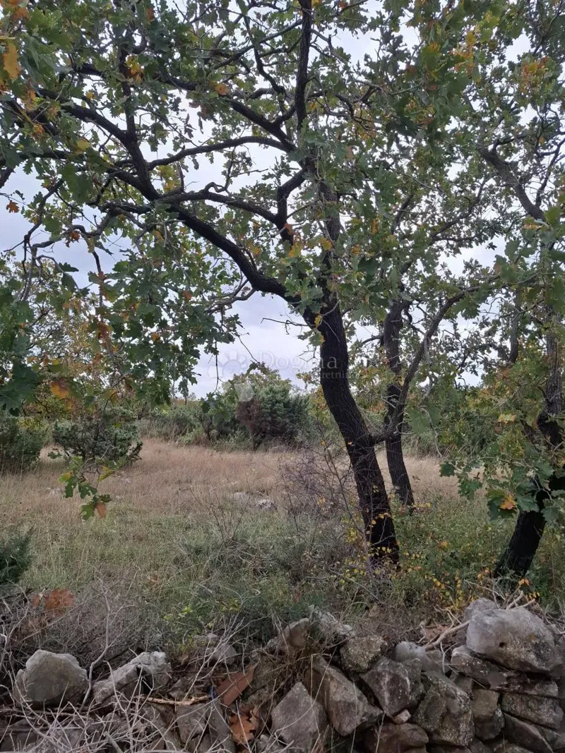Építési telek Ždrilo, Posedarje, 1.590m2 – 2