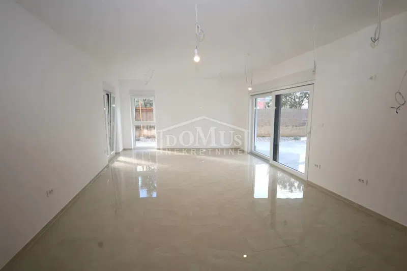 Vodice, 2-room apartment of 106,24 m² with a garden of 128,08 m² – 3