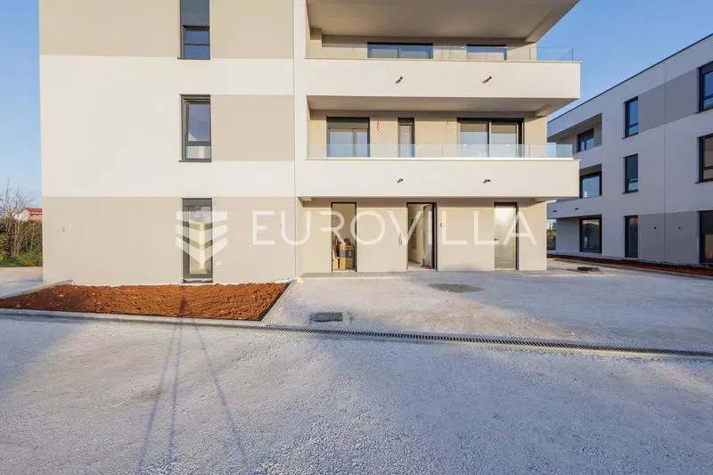 Pula, Valdebek - Two-bedroom apartment with garden – 2