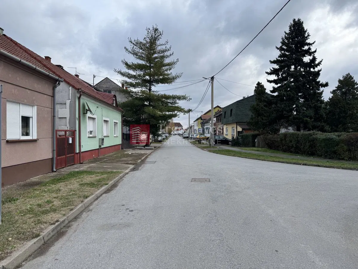 Terreno Jelas, Slavonski Brod, 378m2