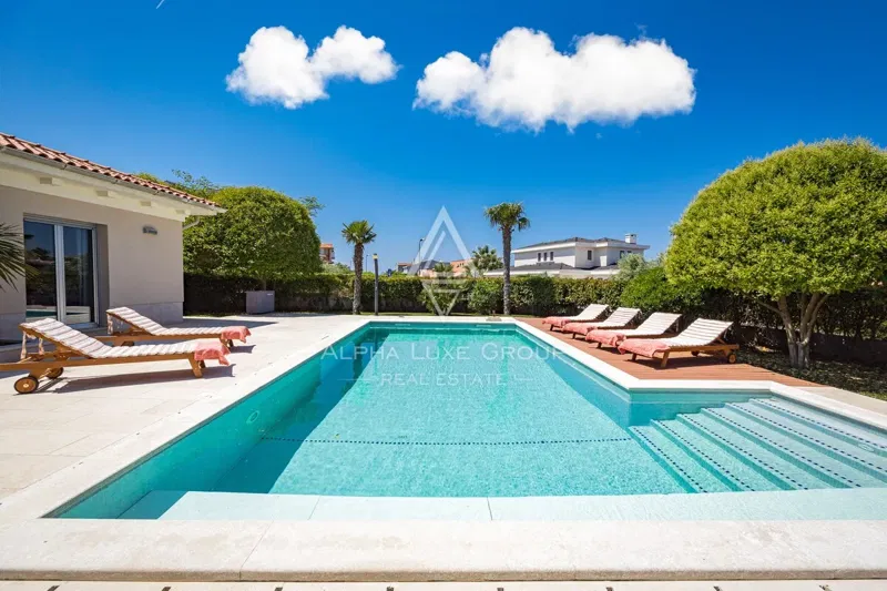 Istria, Banjole: Luxury villa near the marina – 2