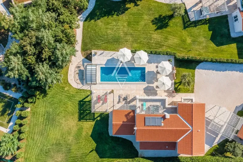 Istria, Svetvinčenat: Elegancka willa z basenem i spa – 3