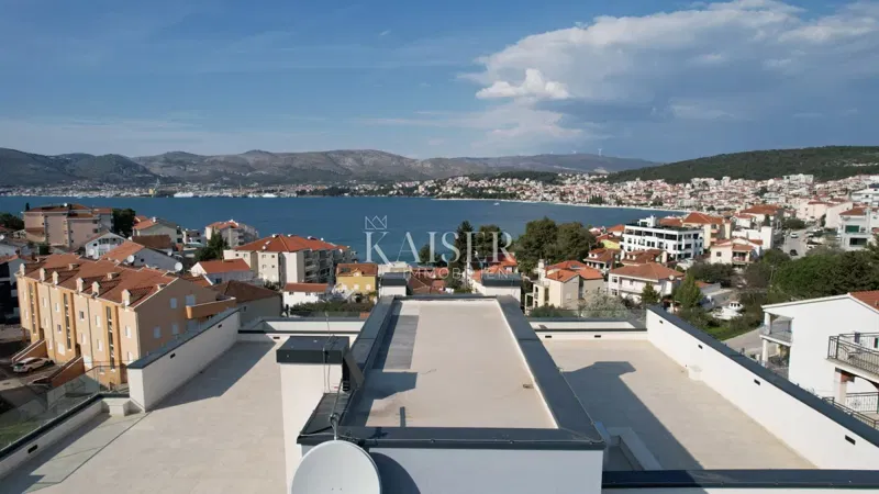 Čiovo, Luxury penthouse with roof terrace and panoramic sea view – 3
