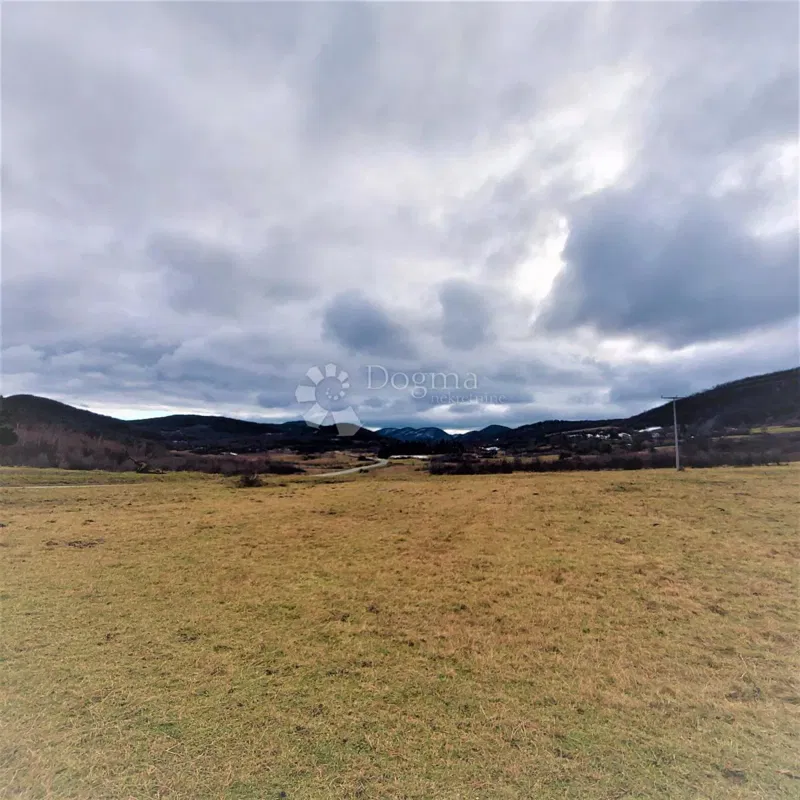 Terreno agricolo Kruge, Donji Lapac, 5.330m2 – 2